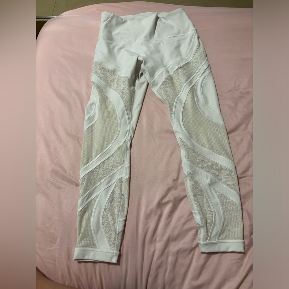 Lululemon leggings size 10